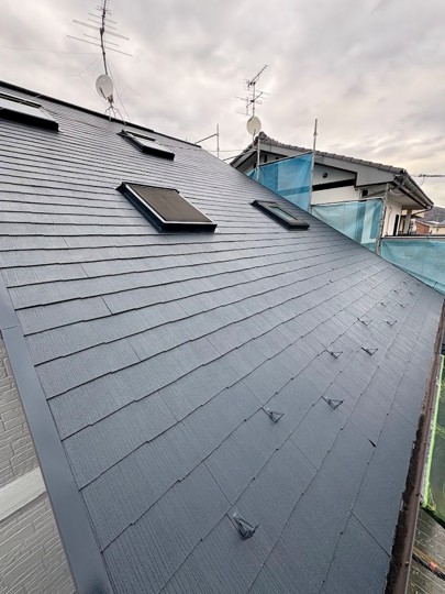 コロニアル屋根＿仕上塗り（3回目）